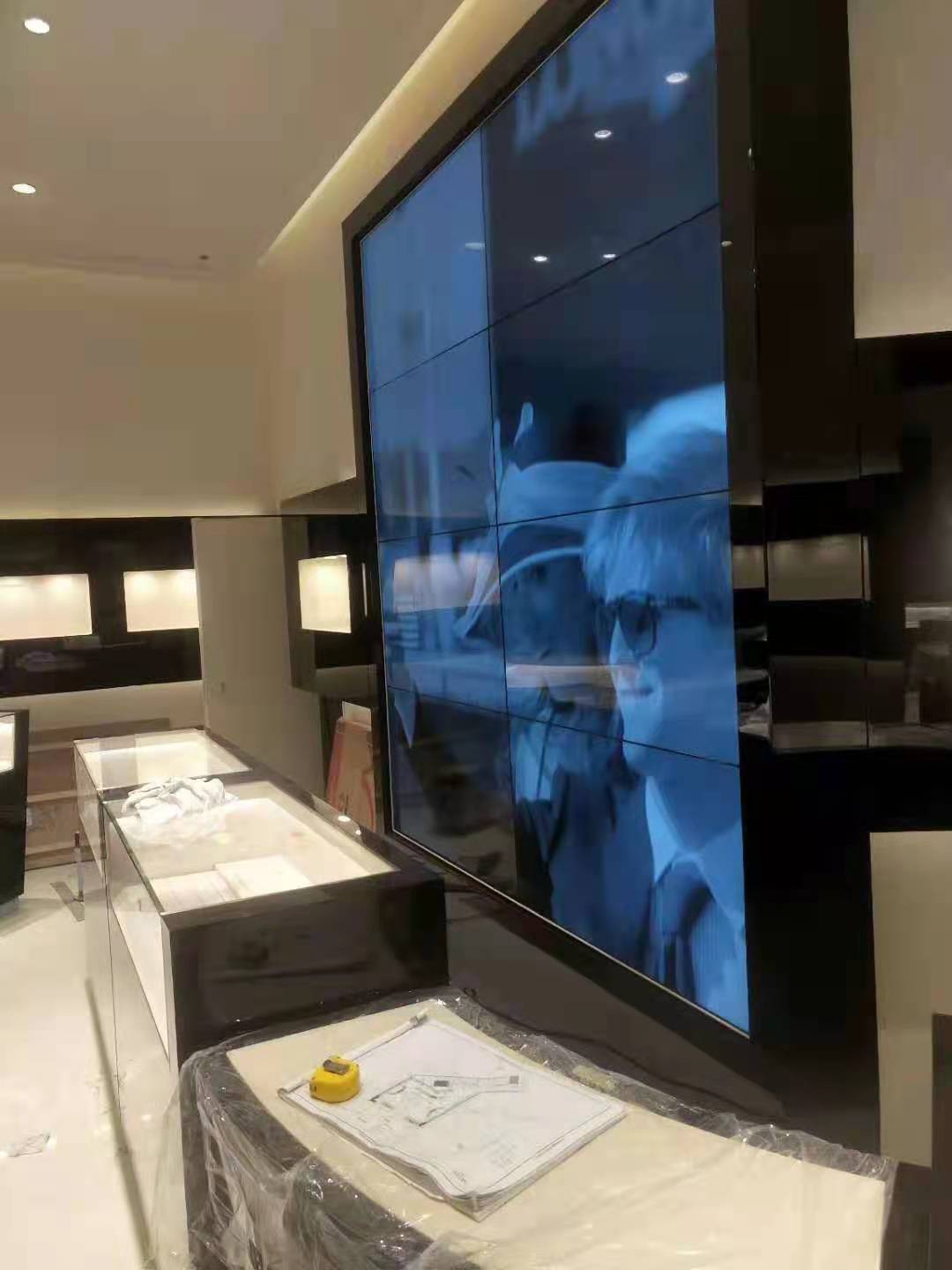 石家莊浪琴店49寸3.5mm液晶拼接屏項目(圖4)